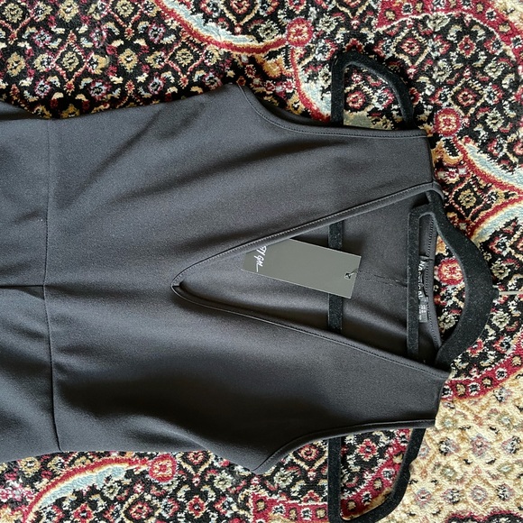 V neck jumpsuit - Picture 2 of 7